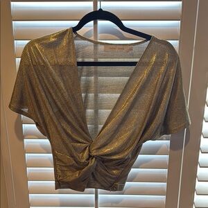 Gold Twist Front Top